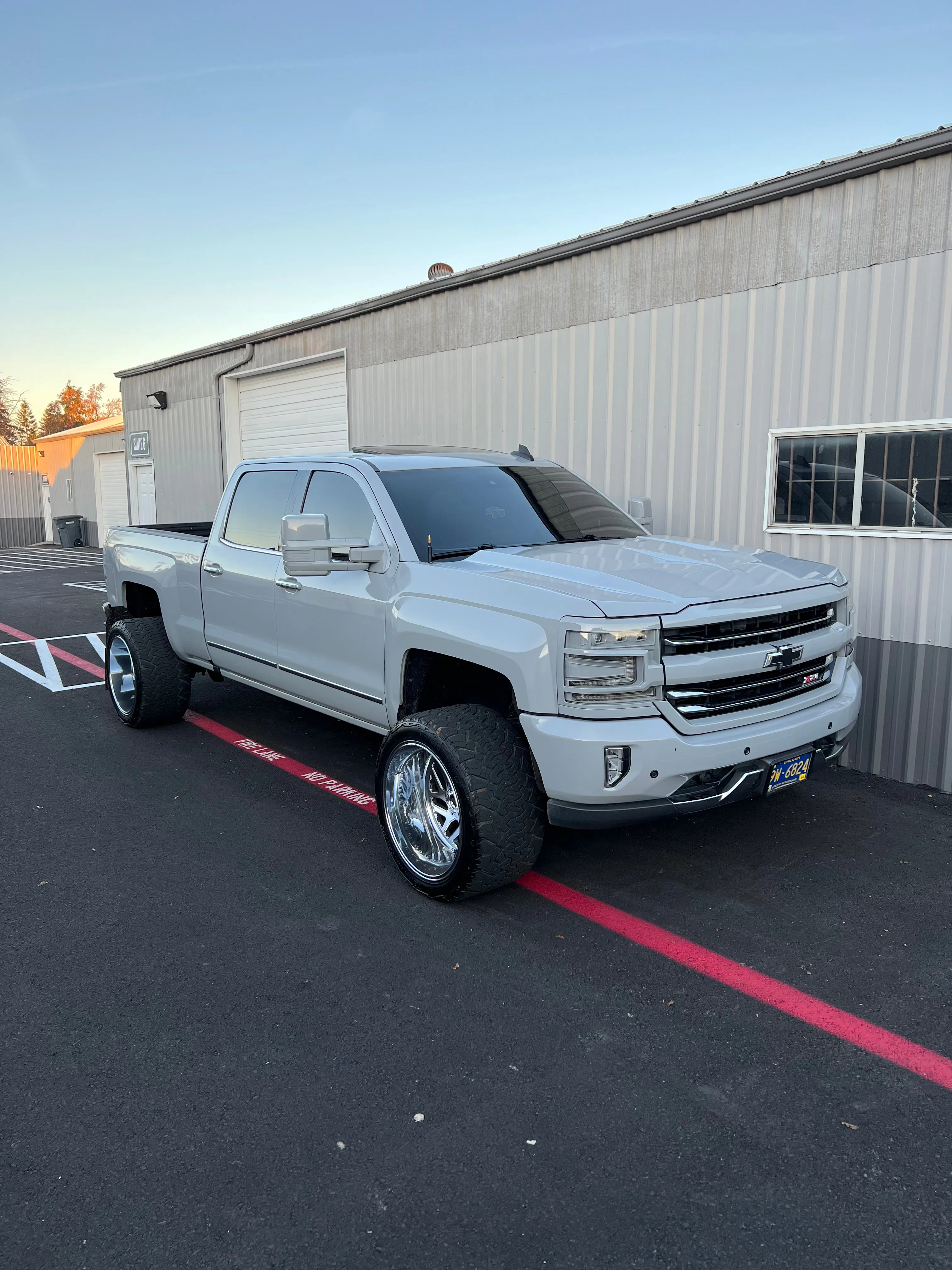 2016-2018 Chevrolet Silverado 1500 XB LED Headlights Colormatched