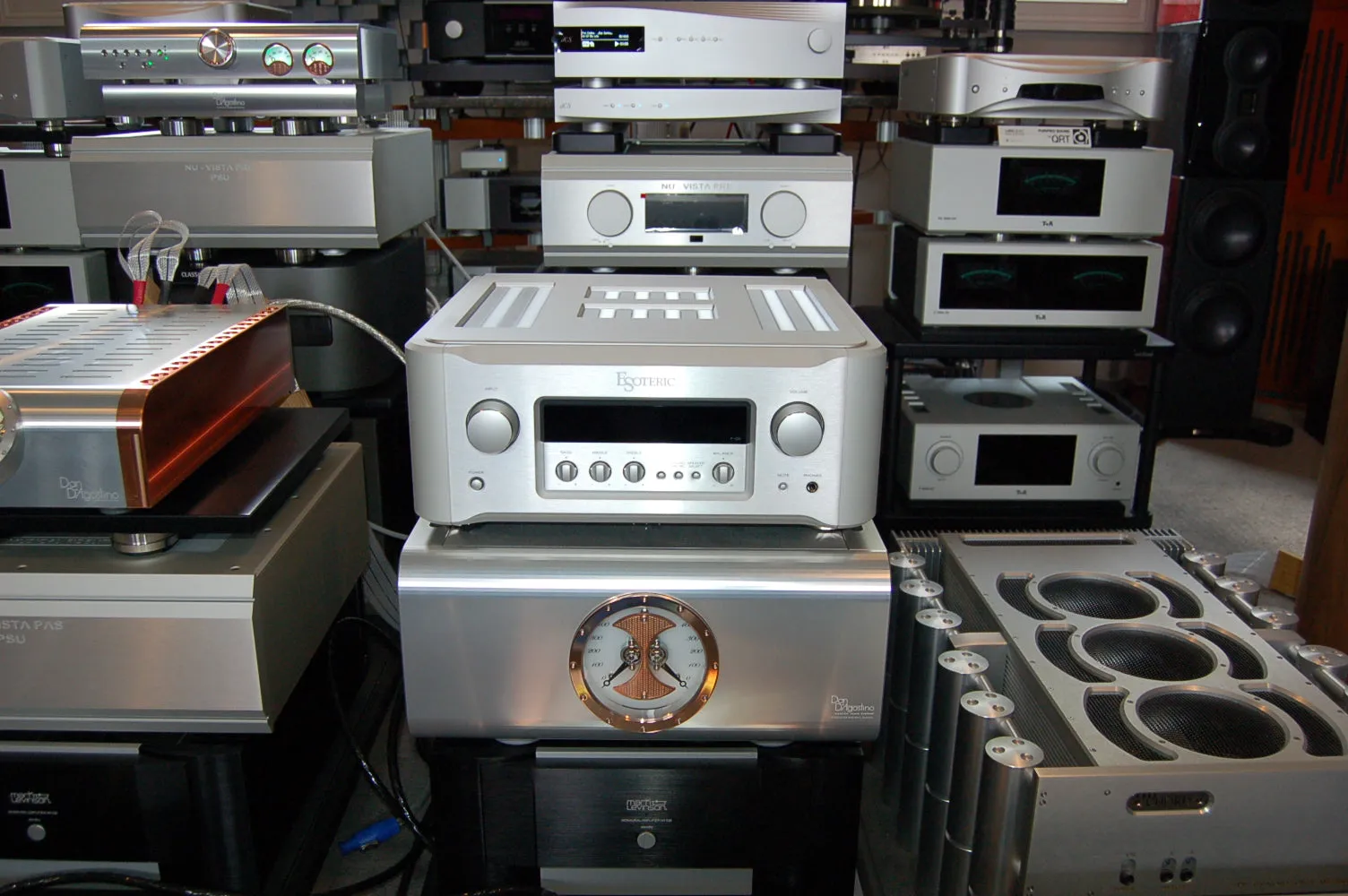 Esoteric F05 Integrated amplifier---TRADE IN