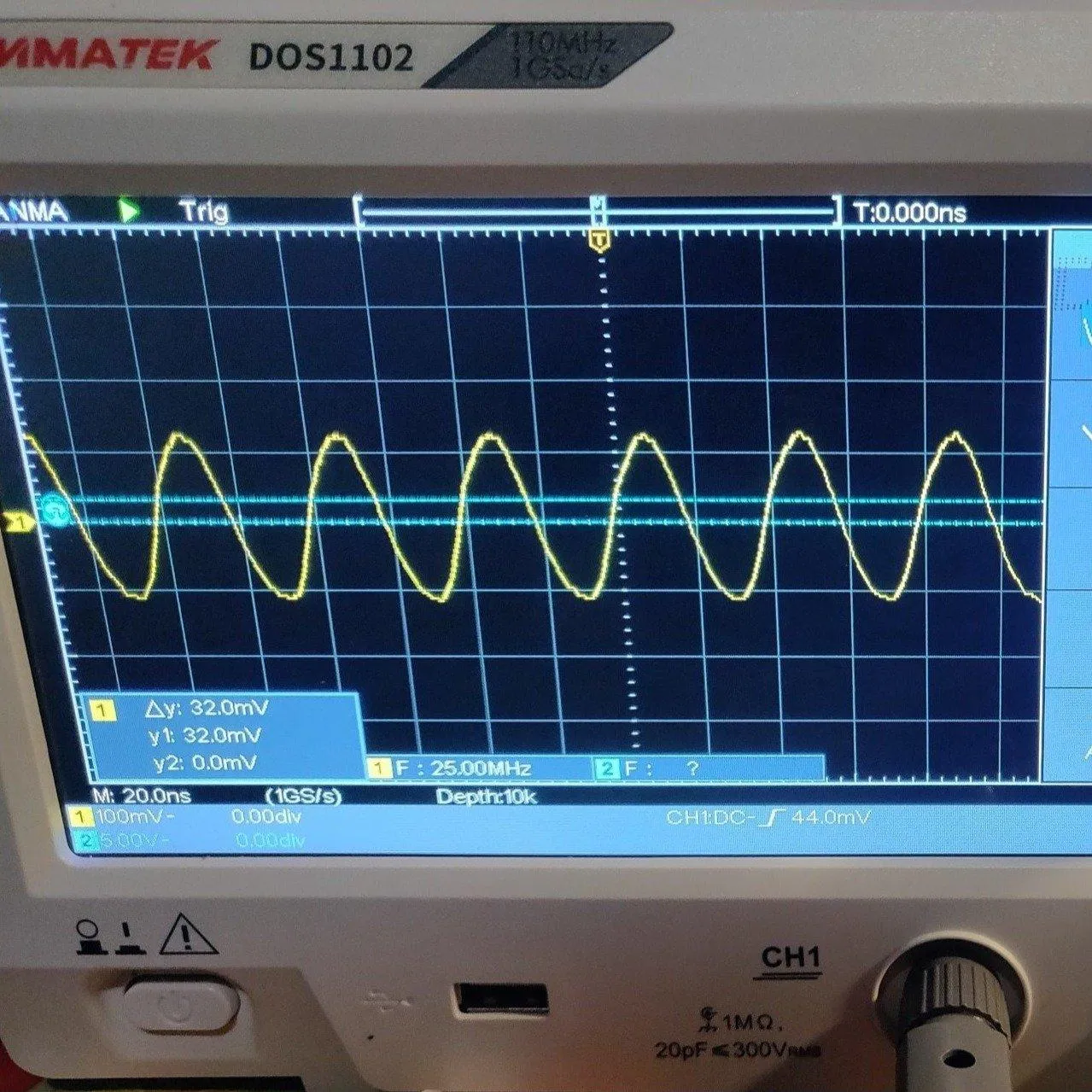 Hanmatek DOS1102 Digital Oscilloscope: 100mhz 2 channel 1gsa/s 7 inch LCD USB PC Connection